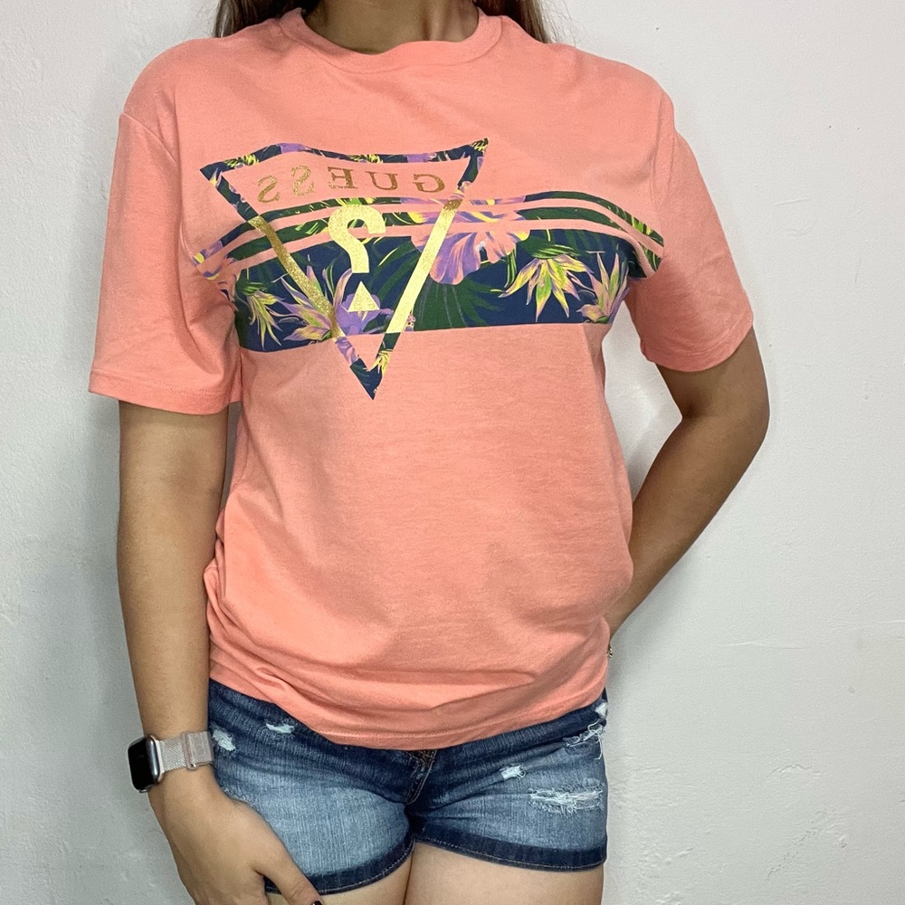 Guess coral T